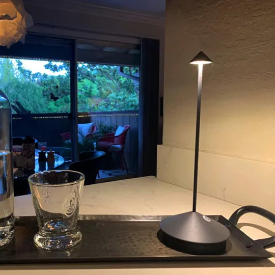 Lampe de Table LED Sans Fil – Flexible et Durable