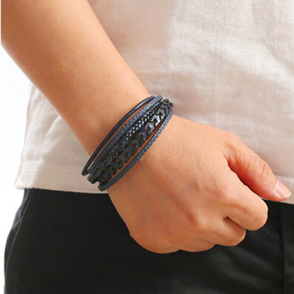 Siyaje | Bracelet viking en cuir tressé