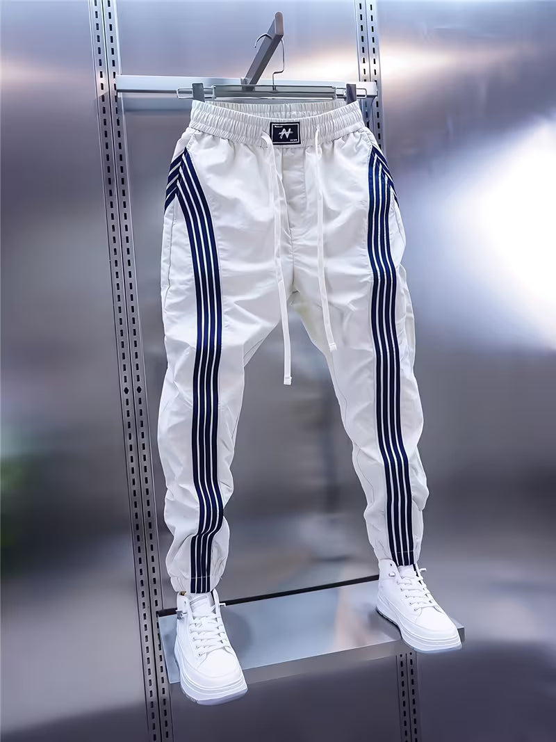 Siyaje | Pantalon cargo à ourlets avec empiècements à patchs