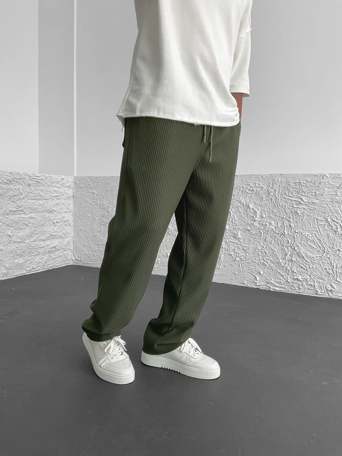 Siyaje | Pantalon côtelé coupe décontractée
