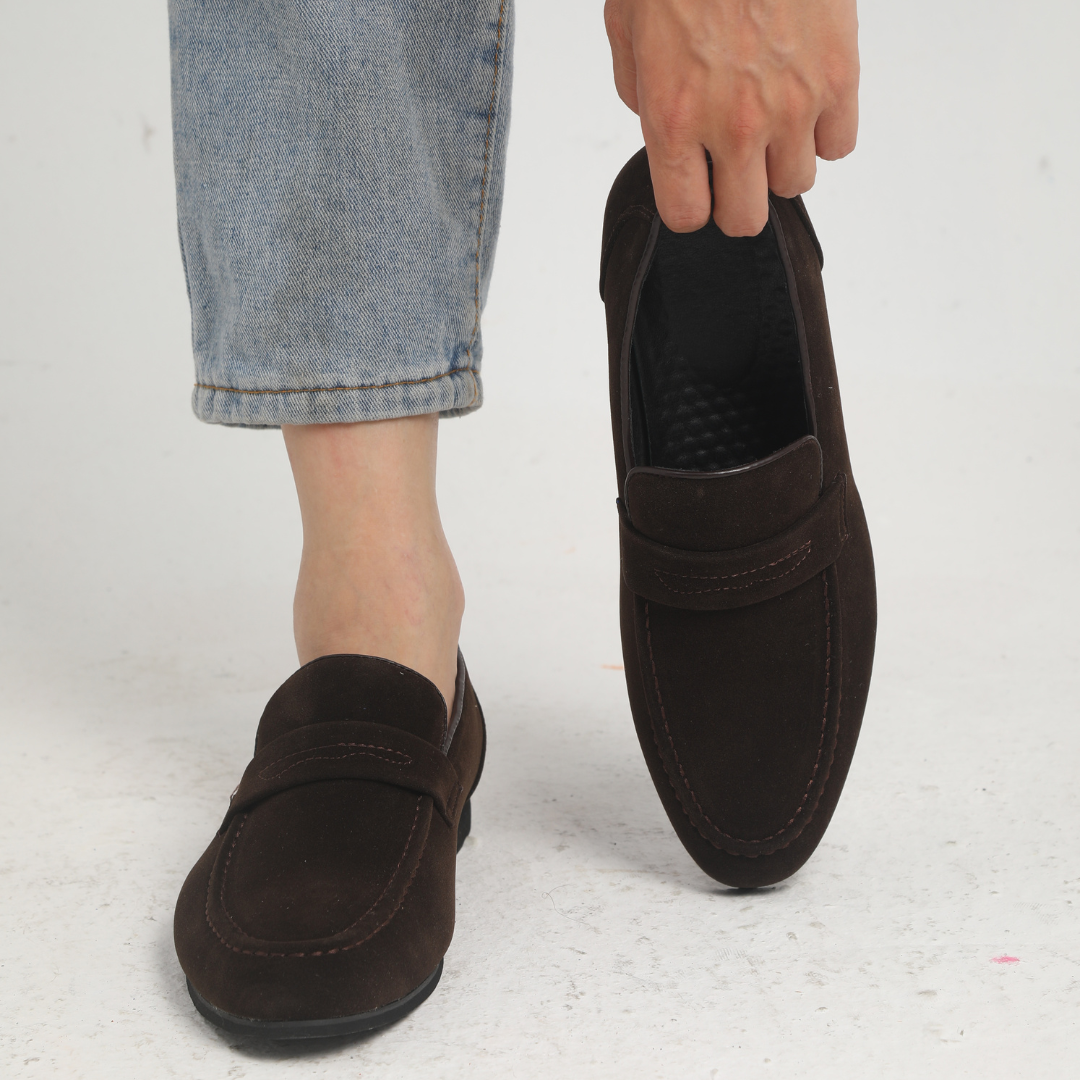 Siyaje | Mocassins à brides en daim