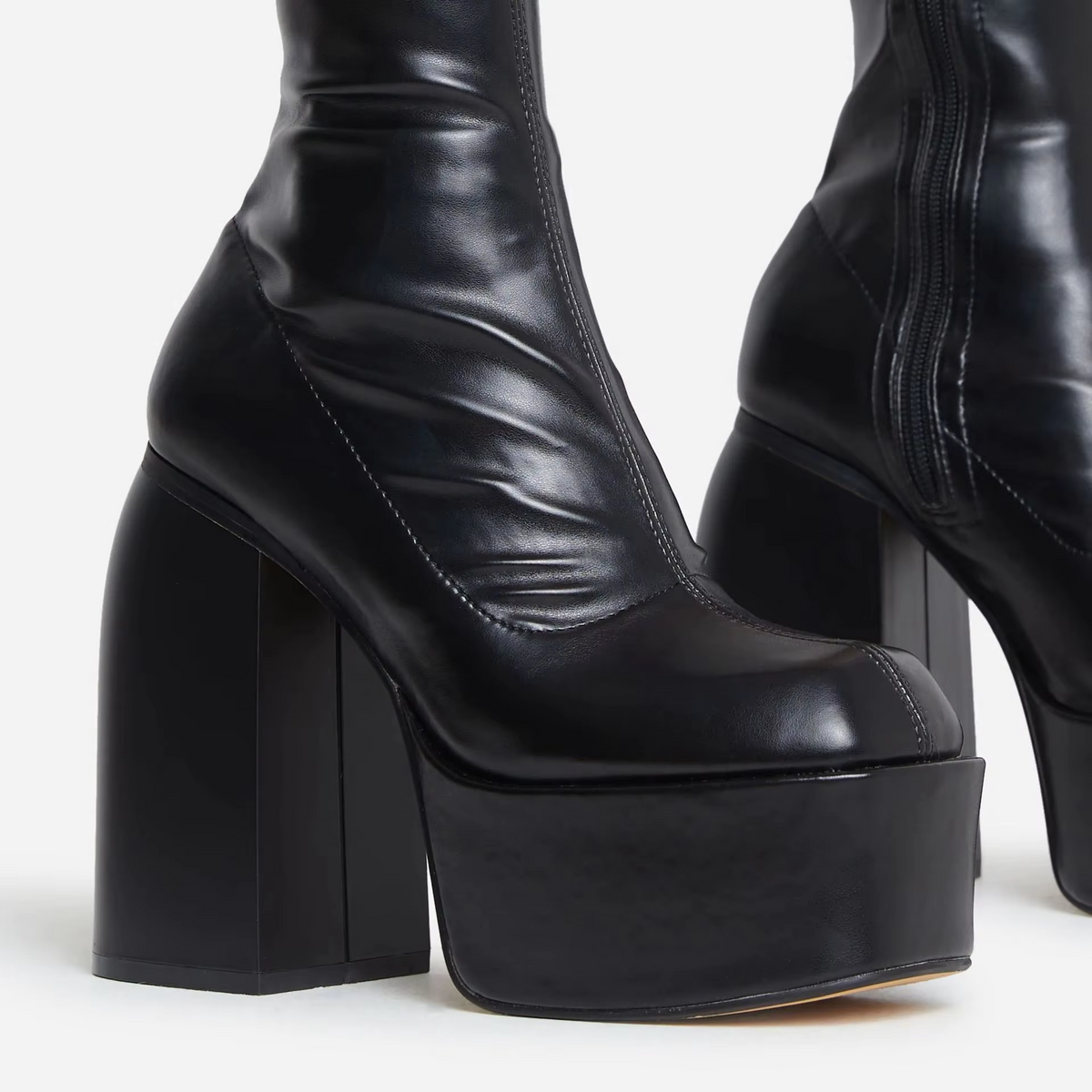 Siyaje | Talons aiguilles