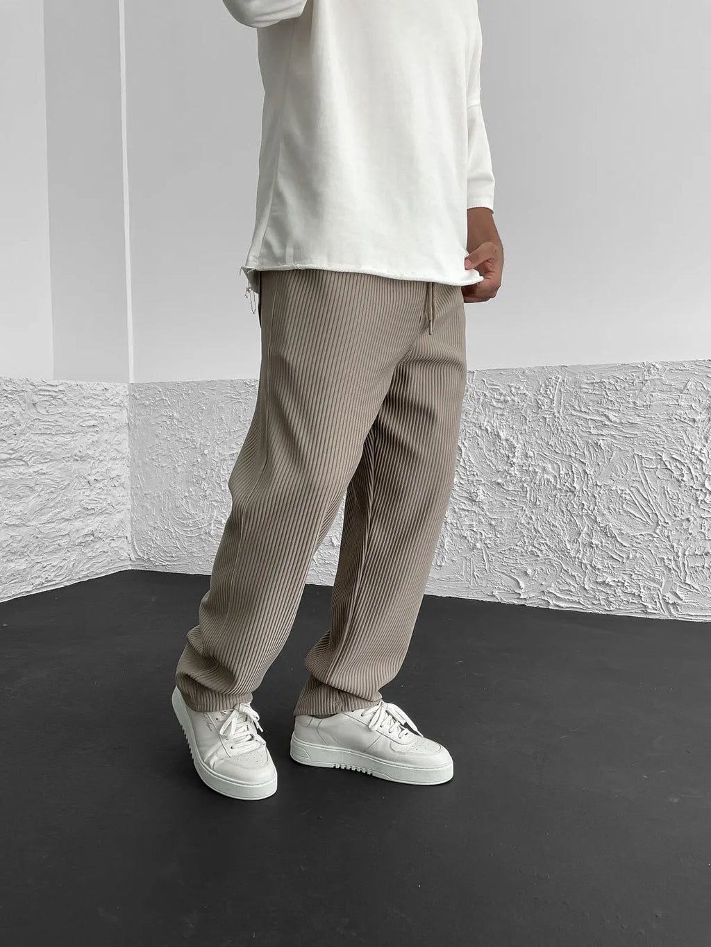 Siyaje | Pantalon côtelé coupe décontractée