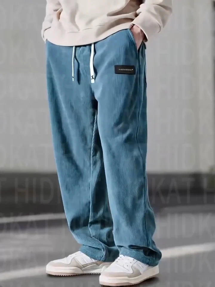 Siyaje | Pantalon décontracté large en velours côtelé