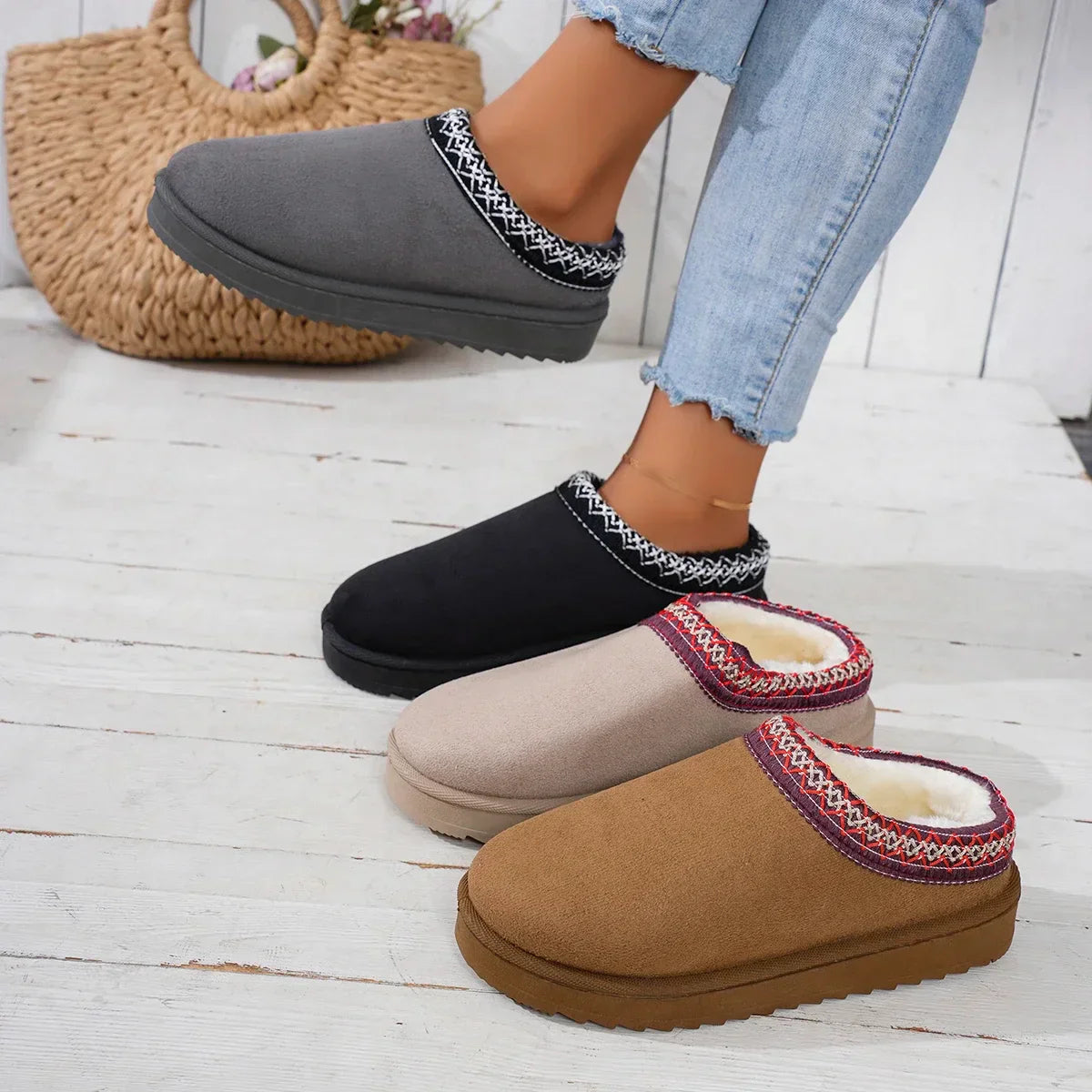 Bottes d'Hiver en Cachemire Luxe pour Femmes | Ultra-chaudes, chaussons à semelle épaisse pour un confort douillet