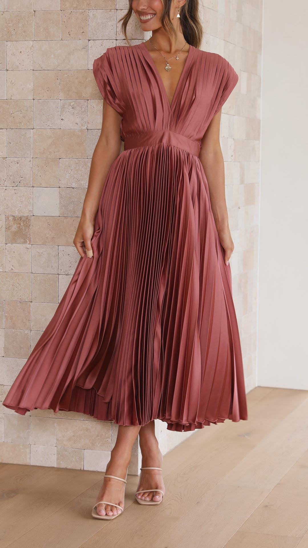 Siyaje | Robe plissée élégante