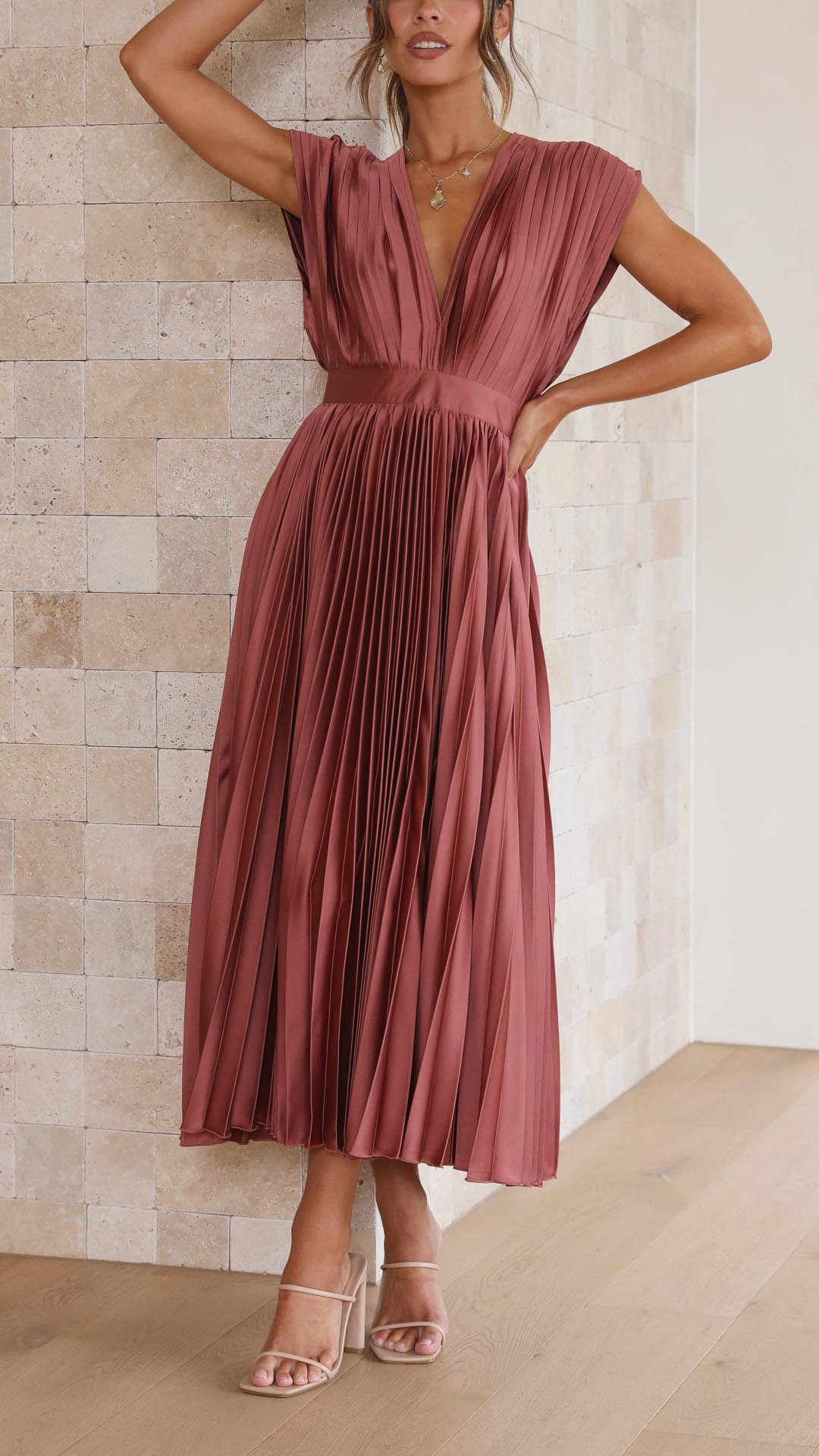 Siyaje | Robe plissée élégante