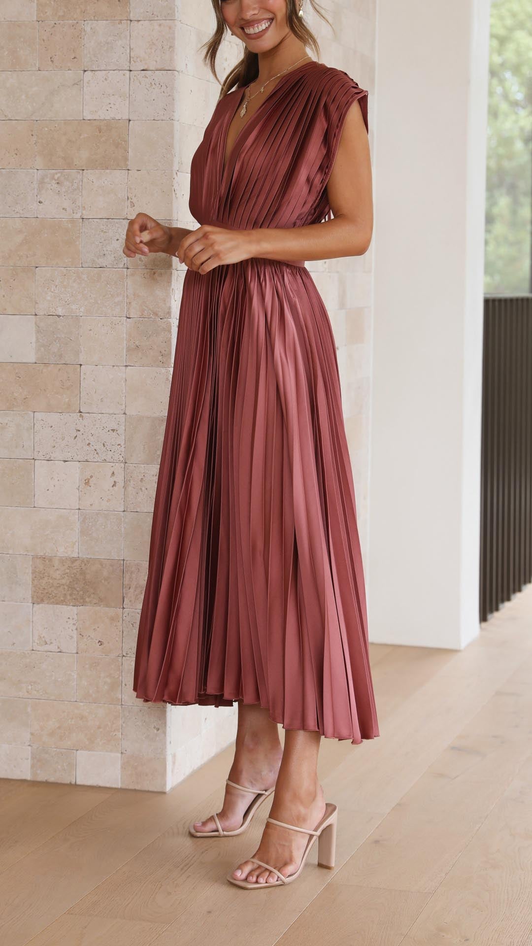 Siyaje | Robe plissée élégante
