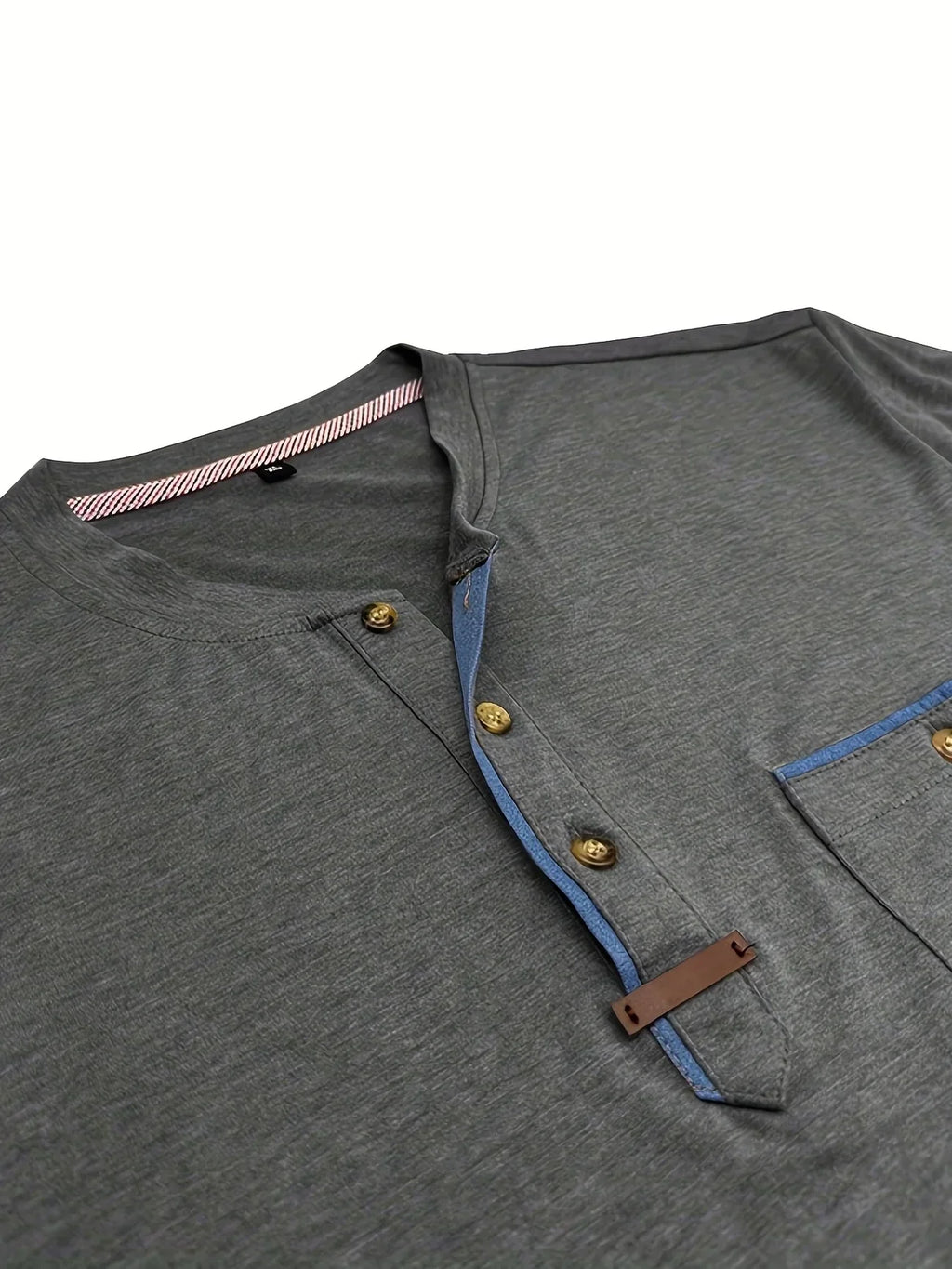 Siyaje | T-shirt col rond élégant avec poche